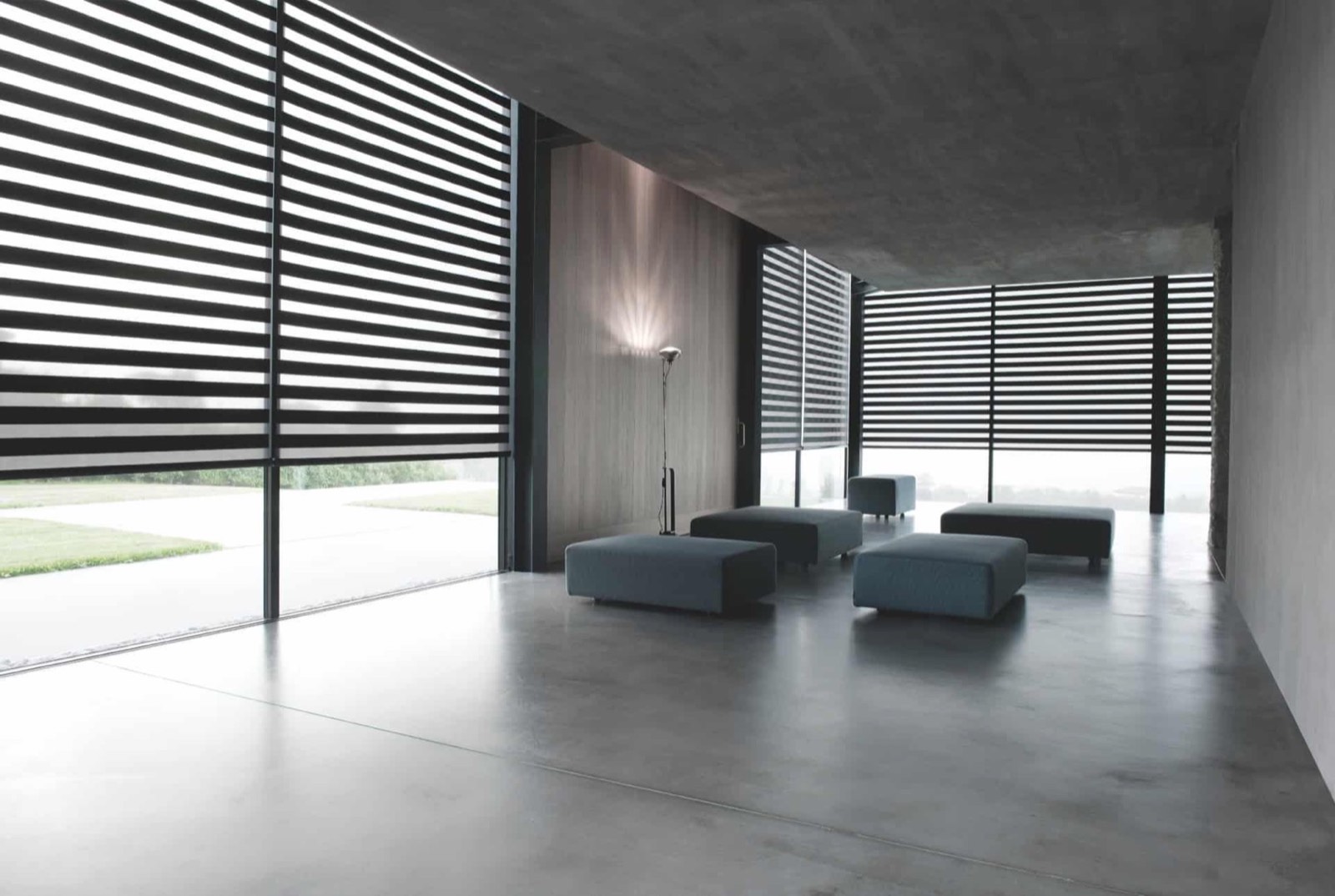 Zebra day-night roller blind with alternating sheer and solid fabric bands